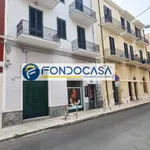 Affitto 3 camera appartamento di 120 m² in Brindisi