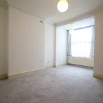 Rent 2 bedroom flat in London