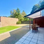 Maison de 444 m² avec 3 chambre(s) en location à Evergem