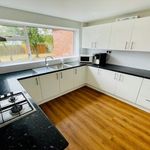 Rent 6 bedroom house in West Midlands