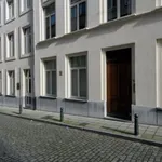 Rent 2 bedroom apartment in Bruxelles