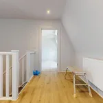 Rent 3 bedroom apartment in Croydon