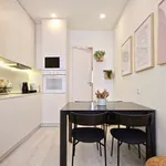 Rent 2 bedroom apartment of 60 m² in lisbon