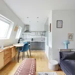 Rent 1 bedroom apartment of 18 m² in Paris