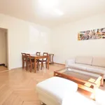 Rent 2 bedroom apartment of 753 m² in Zurich