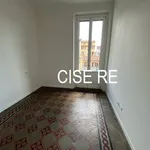 Rent 4 bedroom apartment of 130 m² in Milano