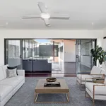 Rent 4 bedroom house in Coolum Beach