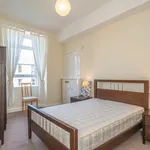 Rent 2 bedroom flat in Edinburgh