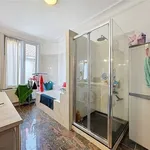 Rent 4 bedroom house in BRUXELLES