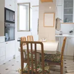 Rent a room of 140 m² in madrid