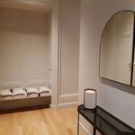 Rent 2 bedroom apartment of 7366 m² in  LYON 6EME ARRONDISSEMENT