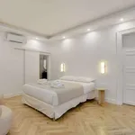 Appartement de 90 m² avec 2 chambre(s) en location à paris