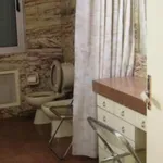 Rent 4 bedroom apartment of 230 m² in Athens