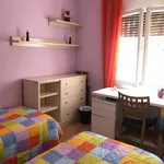 Rent 6 bedroom apartment in Barcelona