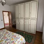 Rent 6 bedroom apartment of 100 m² in Adria