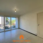 Rent 3 bedroom apartment of 52 m² in Montélimar