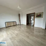 Rent 3 bedroom house of 99 m² in Milan