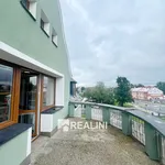 Pronajměte si 2 ložnic/e byt o rozloze 79 m² v Bruntál