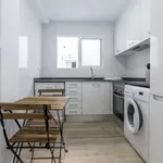 Rent 4 bedroom apartment in Valencia