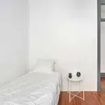 Rent a room in lisbon