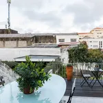 Rent 2 bedroom apartment of 72 m² in Porto