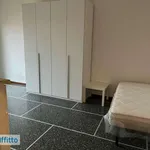 Rent 4 bedroom apartment of 80 m² in Bologna