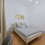 Rent a room in lisbon