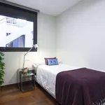 Rent 3 bedroom apartment of 85 m² in barcelona