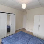 Rent 2 bedroom flat in Cardiff