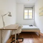 Rent a room in lisbon