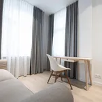 Rent 2 bedroom apartment in Ixelles