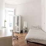 Rent a room of 110 m² in lisbon