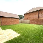 Rent 4 bedroom house in South East England