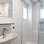 Rent 4 bedroom apartment in Valencia