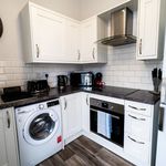 Rent 1 bedroom flat of 32 m² in Swansea