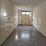 Affitto 2 camera appartamento di 90 m² in catania