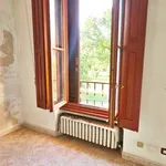 Rent 3 bedroom apartment of 90 m² in Milano