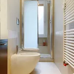 Rent 1 bedroom apartment in Milan