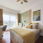 Rent a room in lisbon