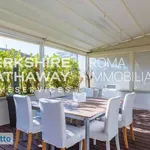 Rent 5 bedroom apartment of 234 m² in Rome