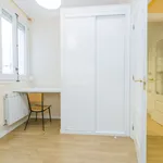 Rent 2 bedroom house of 90 m² in Madrid