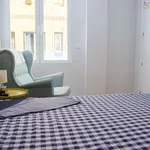 Rent 1 bedroom apartment of 55 m² in madrid