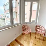 Rent 2 bedroom apartment of 72 m² in lisbon