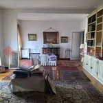 Rent 4 bedroom apartment of 170 m² in Genoa