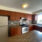 Appartement de 3229 m² avec 3 chambre(s) en location à Toronto (Clairlea-Birchmount)