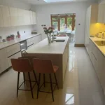 Rent 7 bedroom house in Hertsmere