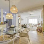 Rent 4 bedroom apartment of 80 m² in Valencia