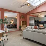 Rent 15 bedroom apartment of 13 m² in Bron