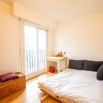 Appartement de 63 m² avec 3 chambre(s) en location à Paris