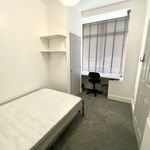 Rent 4 bedroom flat in Birmingham